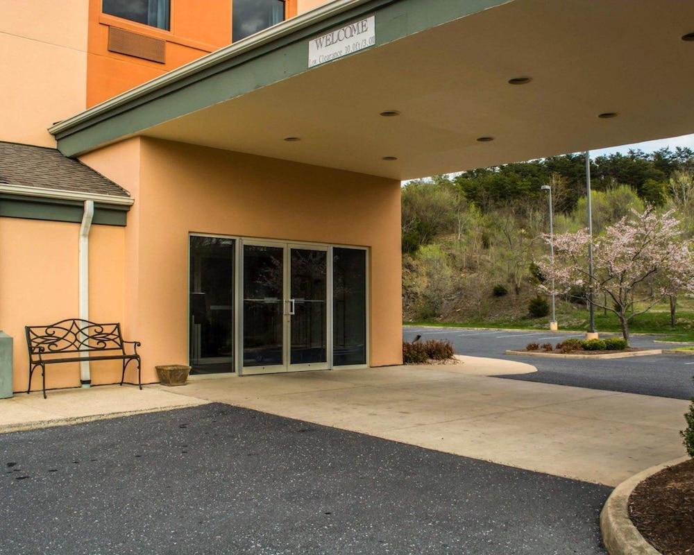 Sleep Inn Staunton Dış mekan fotoğraf